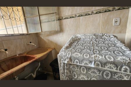 Casa para alugar com 180m², 2 quartos e sem vagaÁrea de Serviço