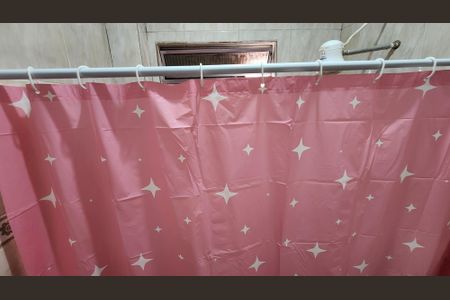 Casa para alugar com 180m², 2 quartos e sem vagaBanheiro da Suíte 1