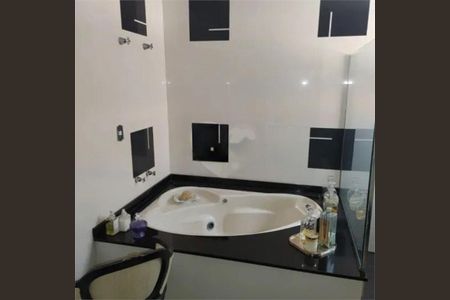 Casa à venda com 3 quartos, 540m² em Adalgisa, São Paulo