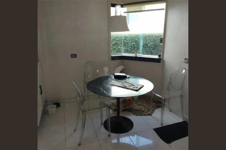 Casa à venda com 3 quartos, 540m² em Adalgisa, São Paulo