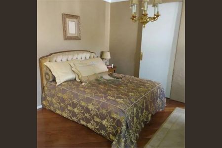 Casa à venda com 3 quartos, 540m² em Adalgisa, São Paulo