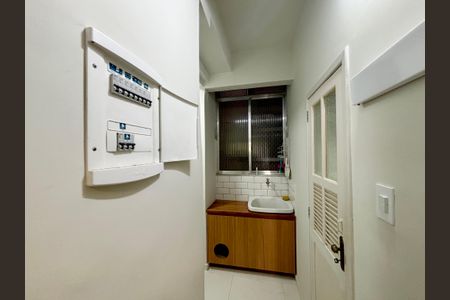 Apartamento à venda com 53m², 1 quarto e sem vagaÁrea de serviço - painel de luz 