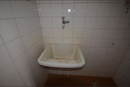 Apartamento para alugar com 64m², 2 quartos e 1 vagaÁrea de Serviço