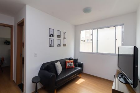 Sala de apartamento para alugar com 2 quartos, 43m² em Colônia (zona Leste), São Paulo