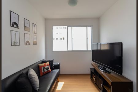 Sala de apartamento para alugar com 2 quartos, 43m² em Colônia (zona Leste), São Paulo