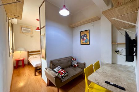 Kitnet/Studio para alugar com 1 quarto, 27m² em Catete, Rio de Janeiro