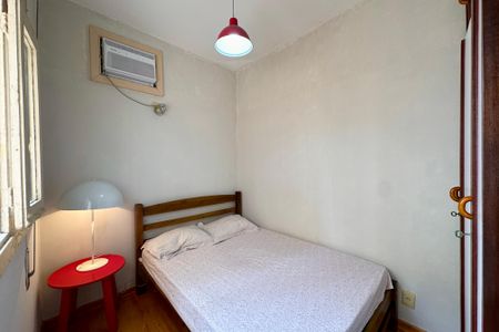 Kitnet/Studio para alugar com 1 quarto, 27m² em Catete, Rio de Janeiro