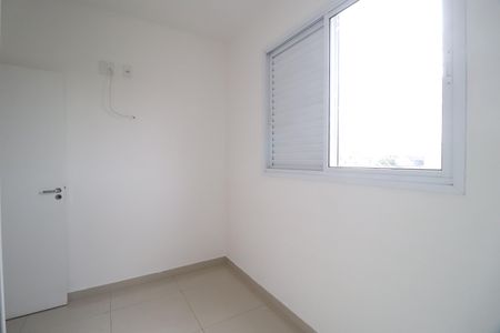 Quarto 1 de apartamento para alugar com 2 quartos, 56m² em Santa Mônica, Uberlândia