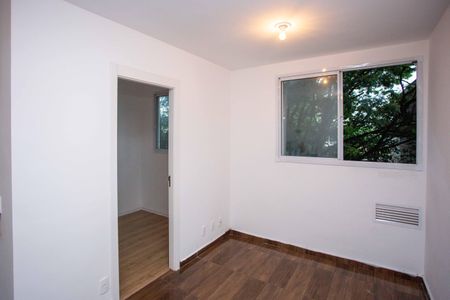 Sala de apartamento para alugar com 2 quartos, 37m² em Jardim Miriam, São Paulo