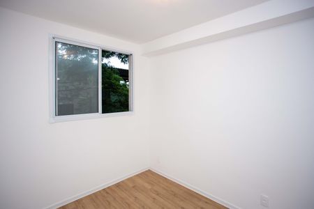 Quarto 1 de apartamento para alugar com 2 quartos, 37m² em Jardim Miriam, São Paulo