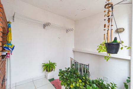 Casa à venda com 155m², 3 quartos e 1 vagaÁrea de Serviço