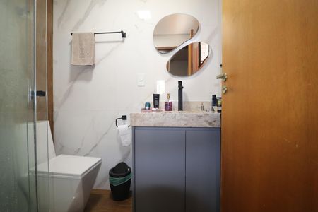 Apartamento à venda com 98m², 3 quartos e 2 vagasBanheiro Quarto 1 Suíte 