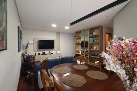 Apartamento à venda com 98m², 3 quartos e 2 vagasSala