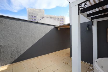 Casa de condomínio para alugar com 120m², 3 quartos e 3 vagasÁrea gourmet - Banheira Hidromassagem 