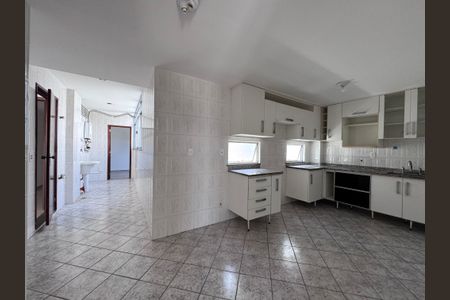 Apartamento à venda com 200m², 3 quartos e 2 vagasCozinha e Área de Serviço