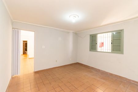 Casa para alugar com 73m², 1 quarto e sem vagaSuíte