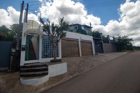 Casa à venda com 190m², 3 quartos e 2 vagasFachada