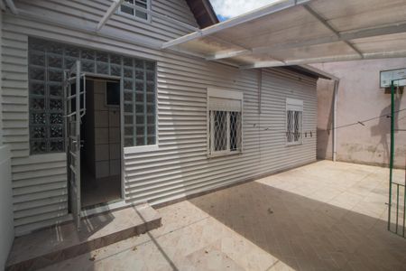 Casa à venda com 190m², 3 quartos e 2 vagasQuintal