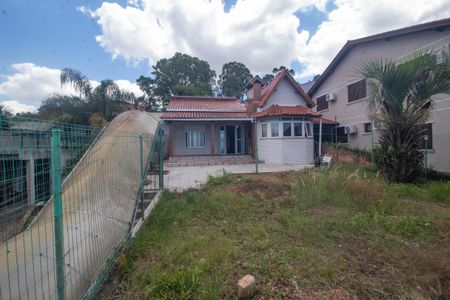 Casa à venda com 190m², 3 quartos e 2 vagasFachada