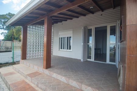 Casa à venda com 190m², 3 quartos e 2 vagasFachada