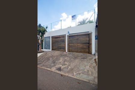 Casa à venda com 190m², 3 quartos e 2 vagasFachada