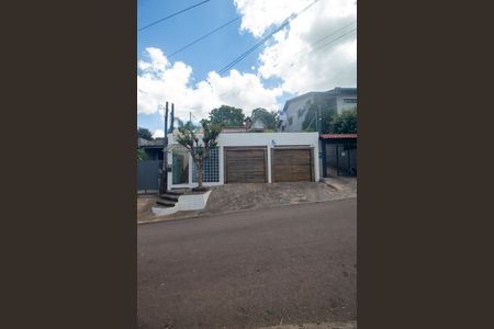 Casa à venda com 190m², 3 quartos e 2 vagasFachada