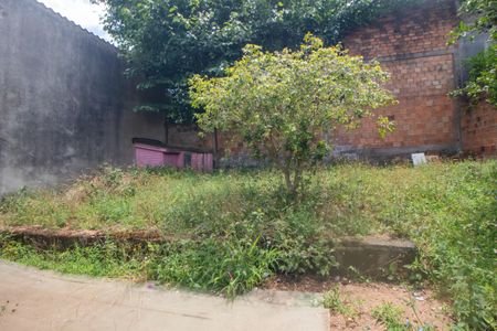 Casa à venda com 190m², 3 quartos e 2 vagasQuintal