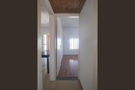 Casa à venda com 190m², 3 quartos e 2 vagasCorredor