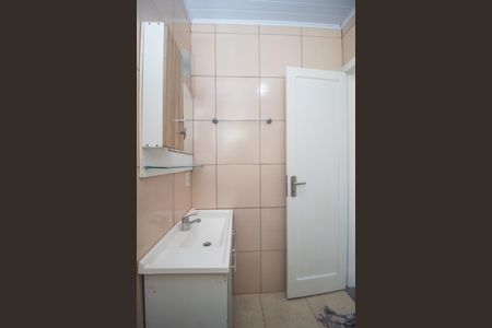 Casa à venda com 190m², 3 quartos e 2 vagasBanheiro