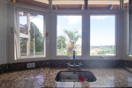 Casa à venda com 190m², 3 quartos e 2 vagasCozinha