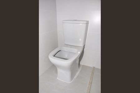 Apartamento para alugar com 69m², 2 quartos e 1 vagaDetalhe - Banheiro Social