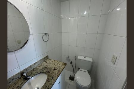 Apartamento para alugar com 65m², 2 quartos e 1 vagaBanheiro da Suíte