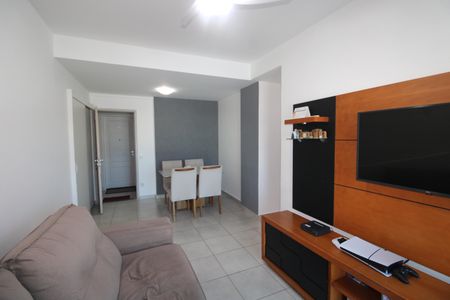 Apartamento para alugar com 65m², 2 quartos e 1 vagaSala