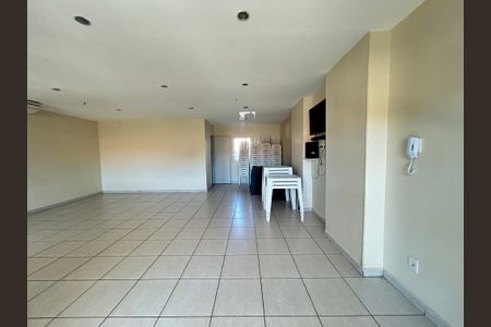 Apartamento para alugar com 65m², 2 quartos e 1 vagaÁrea comum - Salão de festas