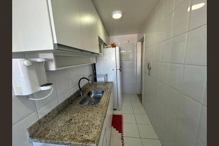 Apartamento para alugar com 65m², 2 quartos e 1 vagaCozinha