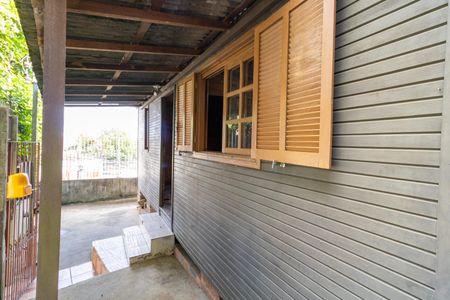 Casa à venda com 38m², 1 quarto e sem vagaQuintal