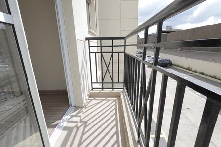 Sacada de apartamento à venda com 2 quartos, 51m² em Vila Curuçá, Santo André