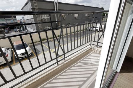 Sacada de apartamento à venda com 2 quartos, 51m² em Vila Curuçá, Santo André