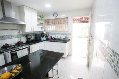 Casa para alugar com 314m², 4 quartos e 5 vagasCozinha