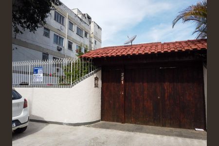 Casa para alugar com 314m², 4 quartos e 5 vagasFachada