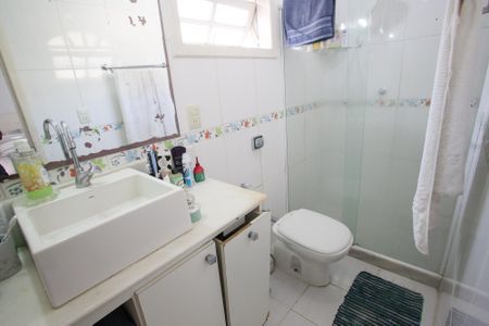 Casa para alugar com 314m², 4 quartos e 5 vagasBanheiro da Suíte