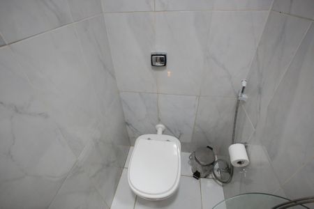 Casa para alugar com 314m², 4 quartos e 5 vagasLavabo