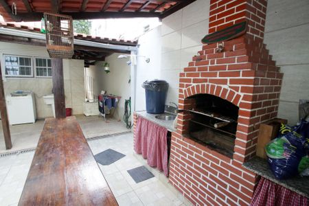 Casa para alugar com 314m², 4 quartos e 5 vagasChurrasqueira