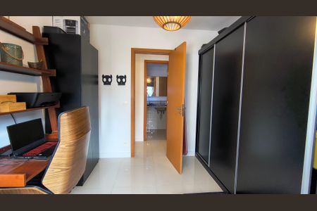 Apartamento para alugar com 71m², 2 quartos e 1 vaga Apartamento para alugar com 71m², 2 quartos e 1 vagaQuarto