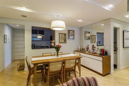 Apartamento para alugar com 96m², 3 quartos e 2 vagasSala