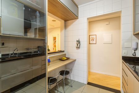 Apartamento para alugar com 96m², 3 quartos e 2 vagasCozinha