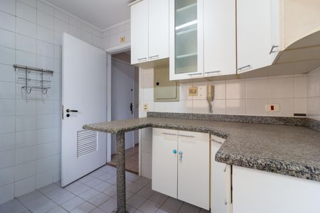 Apartamento para alugar com 85m², 2 quartos e 2 vagas Apartamento para alugar com 85m², 2 quartos e 2 vagasCozinha