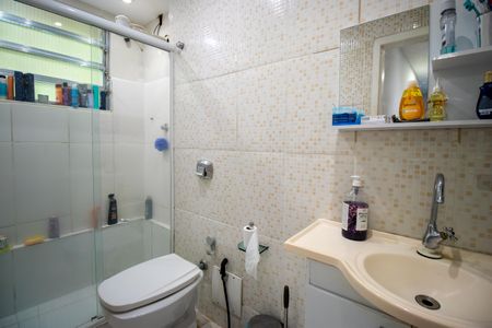 Apartamento à venda com 60m², 2 quartos e 1 vaga Apartamento à venda com 60m², 2 quartos e 1 vagaBanheiro