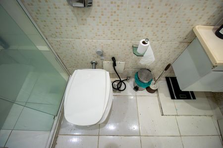 Apartamento à venda com 60m², 2 quartos e 1 vaga Apartamento à venda com 60m², 2 quartos e 1 vagaBanheiro