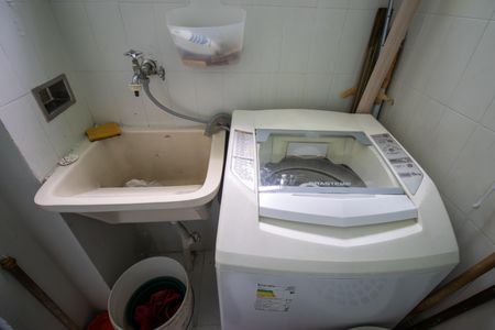 Apartamento à venda com 60m², 2 quartos e 1 vaga Apartamento à venda com 60m², 2 quartos e 1 vagaÁrea de Serviço